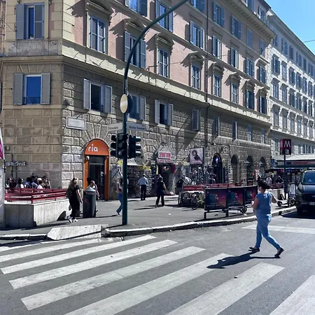 La Di Leon *